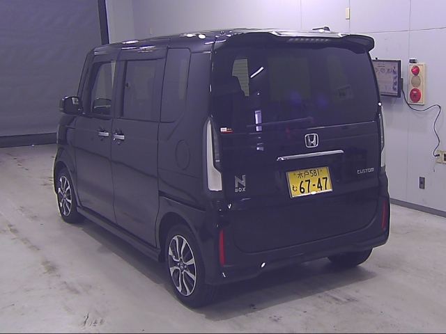 HONDA N BOX 2024