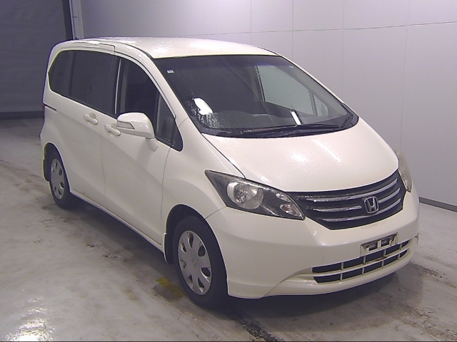 HONDA FREED 2010