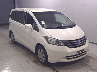 HONDA FREED 2010