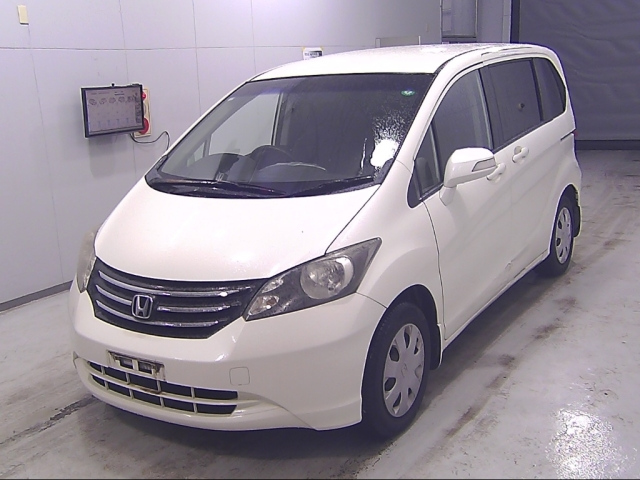 HONDA FREED 2010