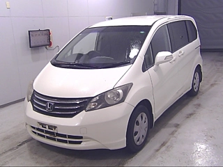HONDA FREED 2010