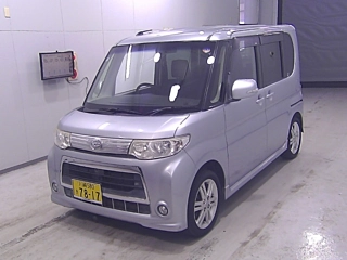 DAIHATSU TANTO 2012