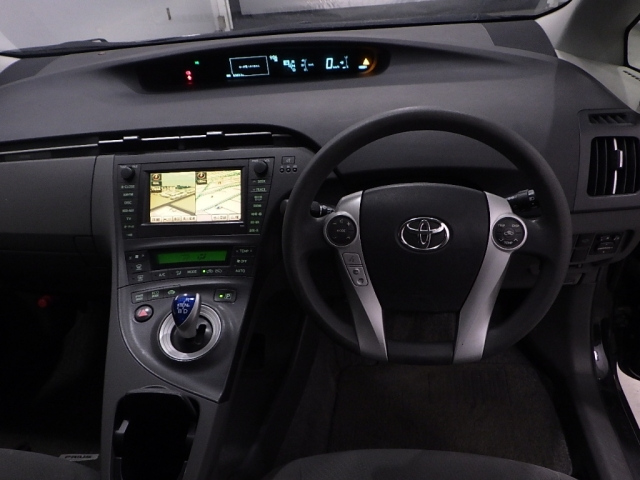 TOYOTA PRIUS 2010