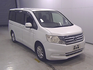 HONDA STEP WAGON 2012