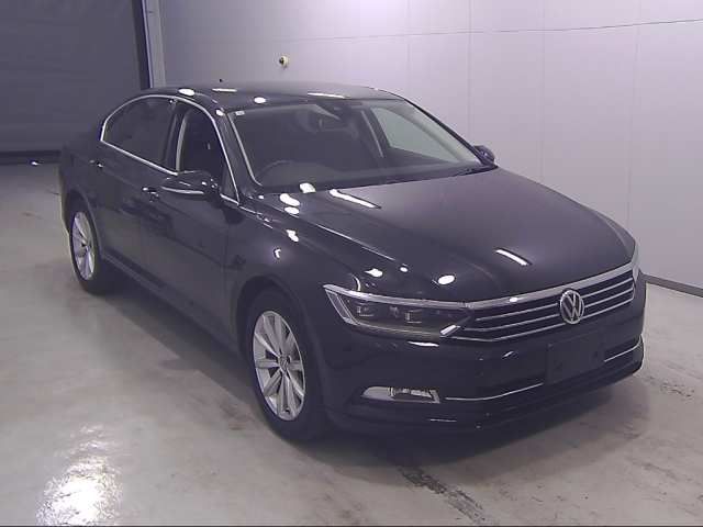 VOLKSWAGEN PASSAT 2016