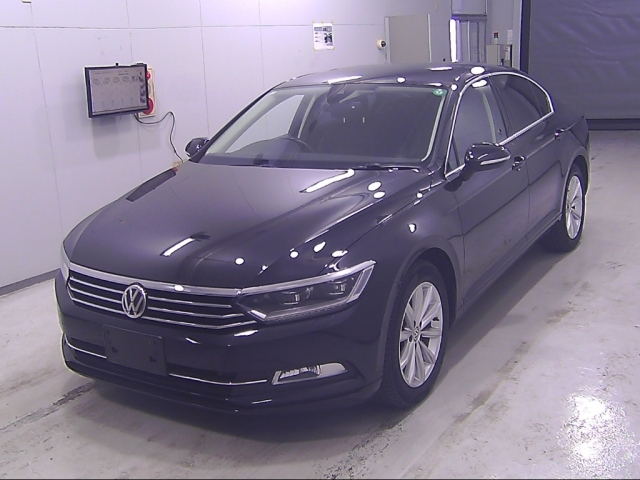 VOLKSWAGEN PASSAT 2016