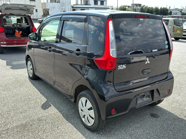 MITSUBISHI EK WAGON 2013