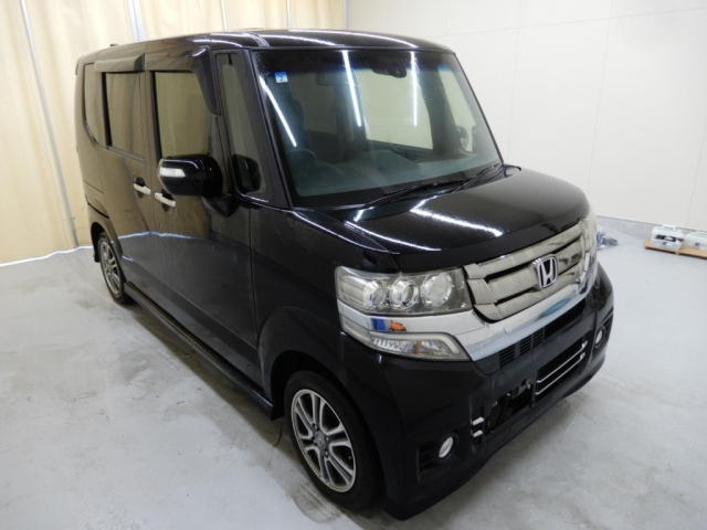 HONDA N BOX 2015