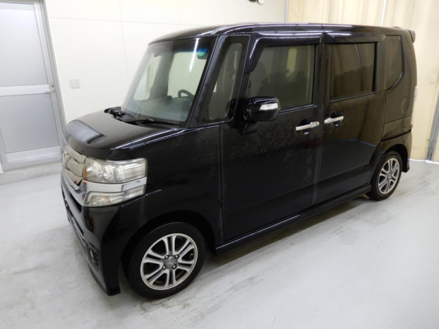 HONDA N BOX 2015