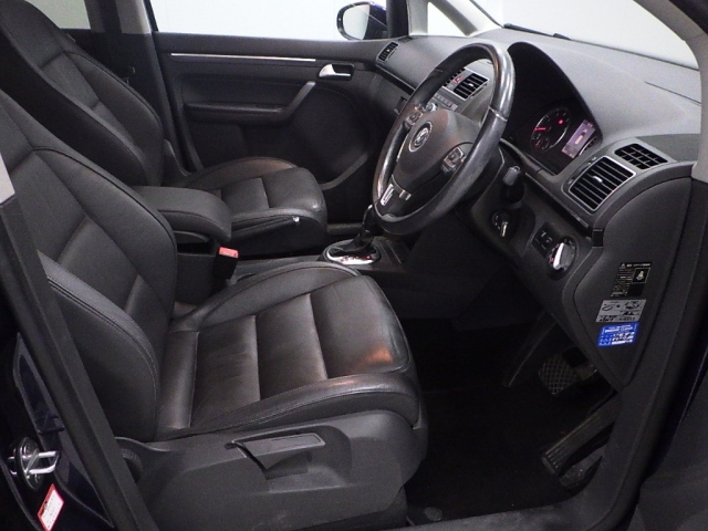 VOLKSWAGEN GOLF TOURAN 2013