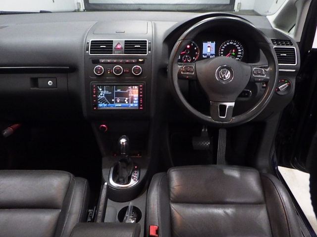 VOLKSWAGEN GOLF TOURAN 2013