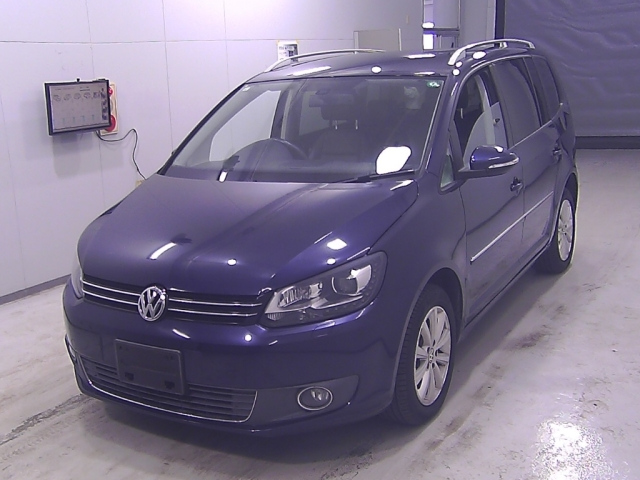 VOLKSWAGEN GOLF TOURAN 2013