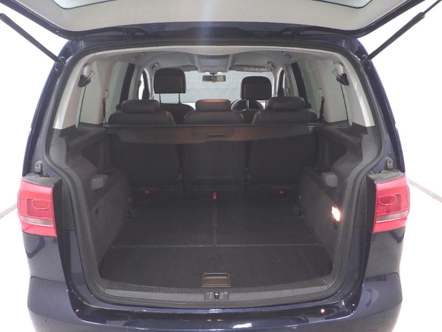 VOLKSWAGEN GOLF TOURAN 2013