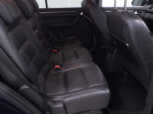 VOLKSWAGEN GOLF TOURAN 2013