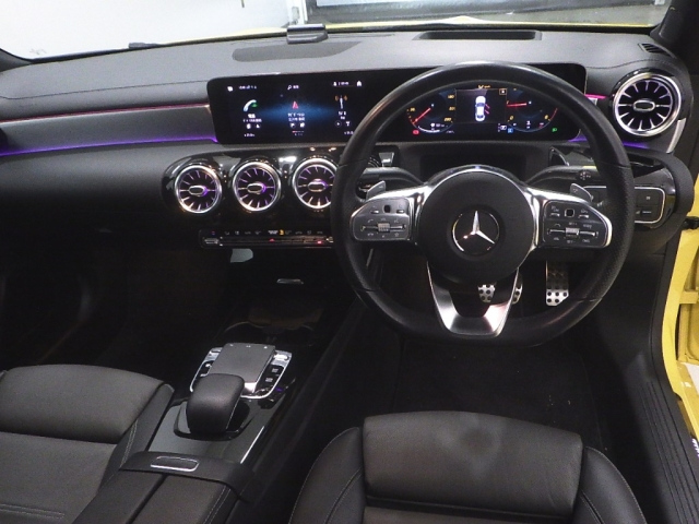 MERCEDES BENZ CLA CLASS 2020