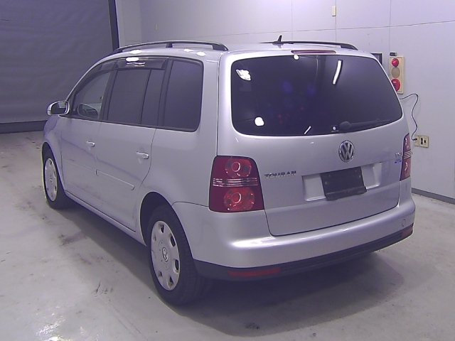 VOLKSWAGEN GOLF TOURAN 2008