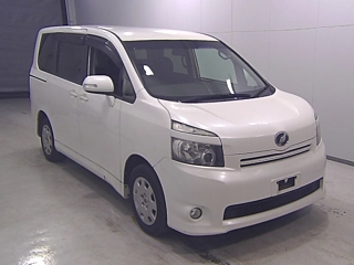 TOYOTA VOXY 2008