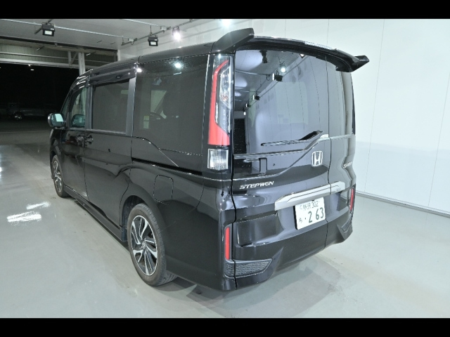 HONDA STEP WAGON 2022