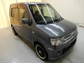 MITSUBISHI TOPPO 2009