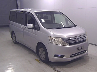 HONDA STEP WAGON 2010