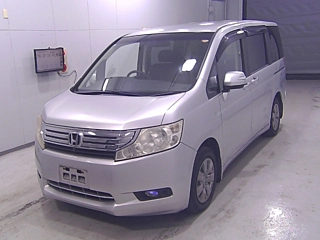 HONDA STEP WAGON 2010