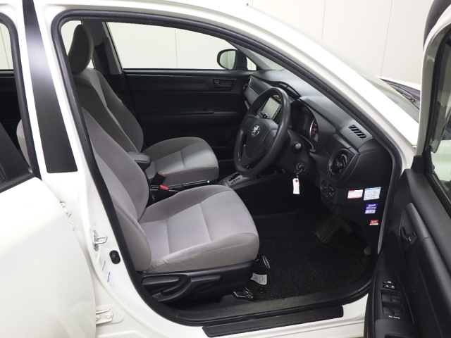 TOYOTA COROLLA AXIO 2017