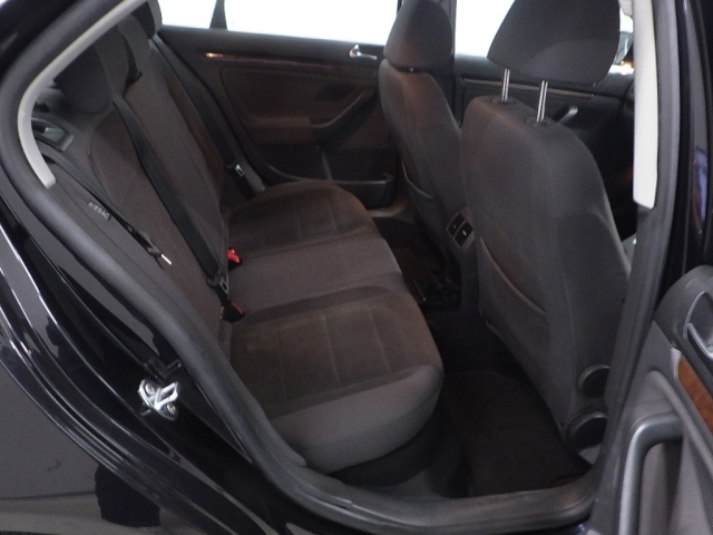 VOLKSWAGEN JETTA 2008