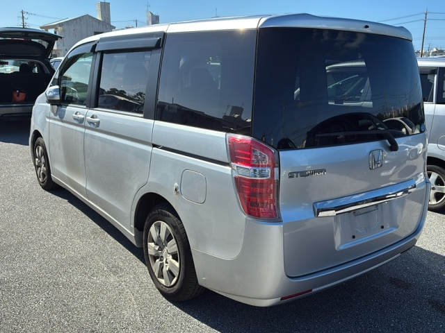 HONDA STEP WAGON 2014