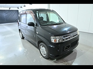 MITSUBISHI TOPPO 2011