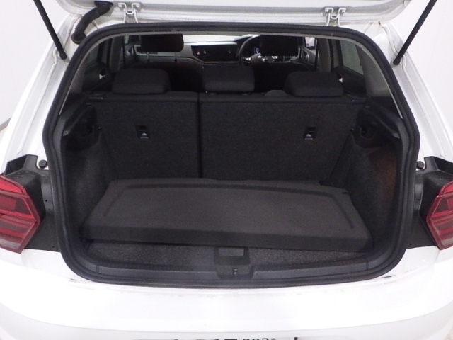 VOLKSWAGEN POLO 2018