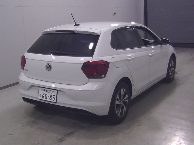 VOLKSWAGEN POLO 2018