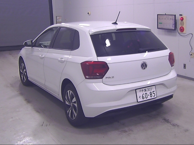 VOLKSWAGEN POLO 2018