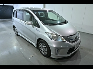 HONDA FREED 2013