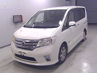 NISSAN SERENA 2013