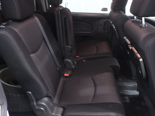NISSAN SERENA 2013