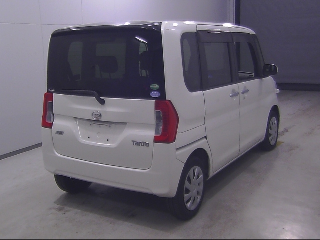 DAIHATSU TANTO 2014