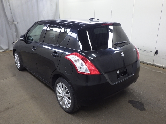 SUZUKI SWIFT 2011