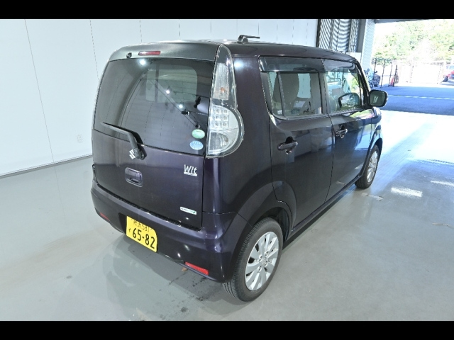 SUZUKI MRWAGON 2015