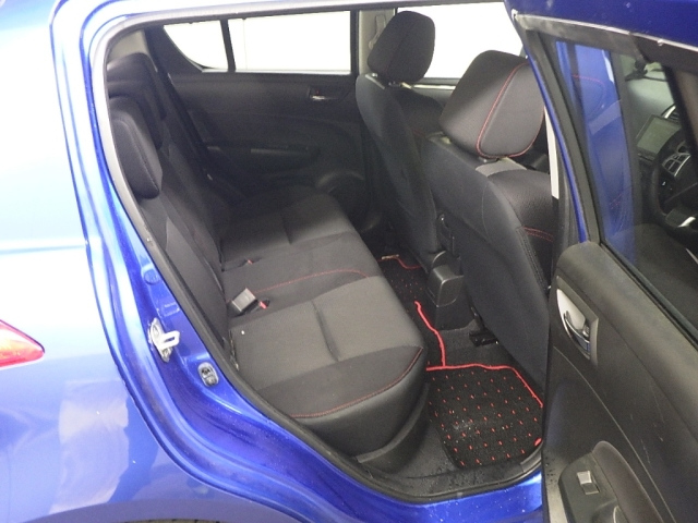 SUZUKI SWIFT 2012