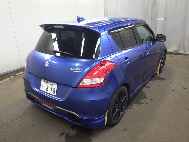 SUZUKI SWIFT 2012