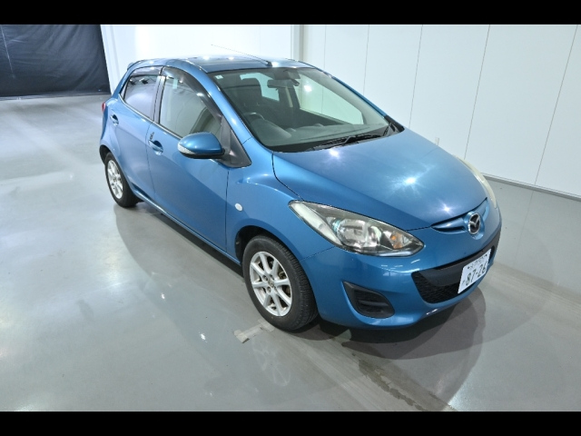 MAZDA DEMIO 2012
