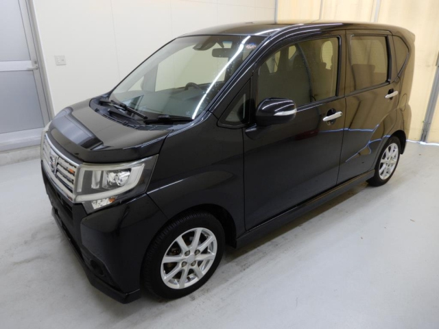 DAIHATSU MOVE 2016