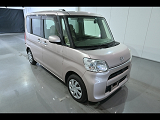 DAIHATSU TANTO 2015