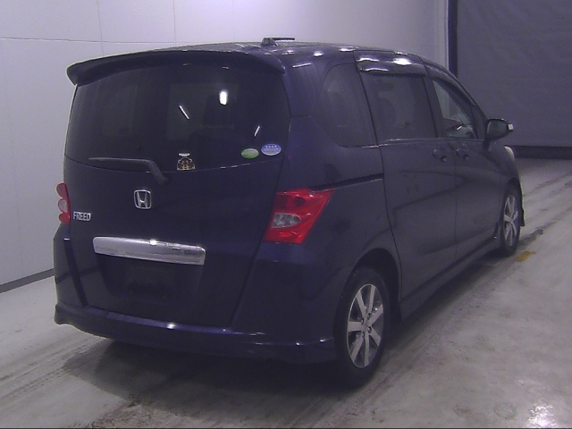 HONDA FREED 2008
