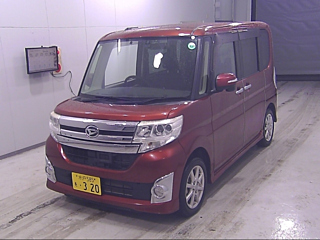 DAIHATSU TANTO 2015