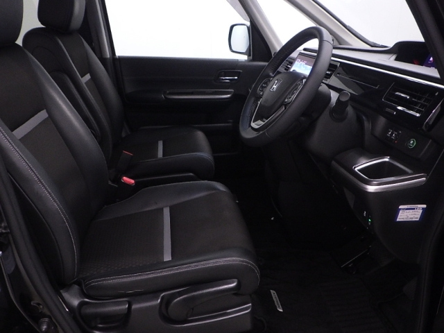 HONDA STEP WAGON 2021