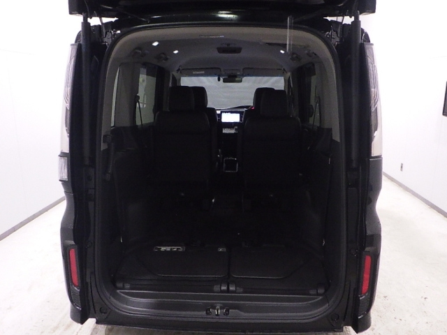 HONDA STEP WAGON 2021