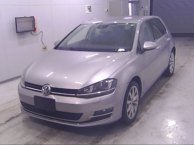 VOLKSWAGEN GOLF 2014
