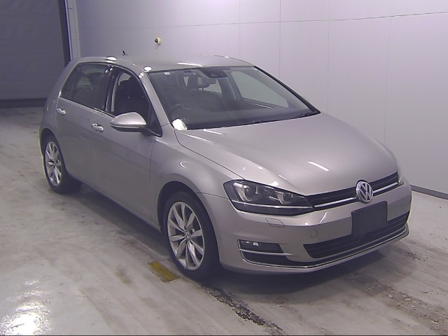 VOLKSWAGEN GOLF 2014