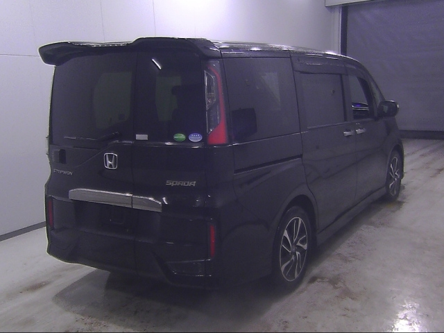 HONDA STEP WAGON 2015